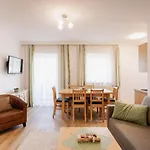 Holzer * Sankt Margarethen im Lungau