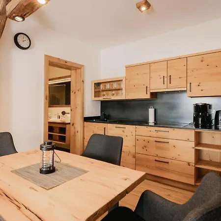 Holzer Appartement *