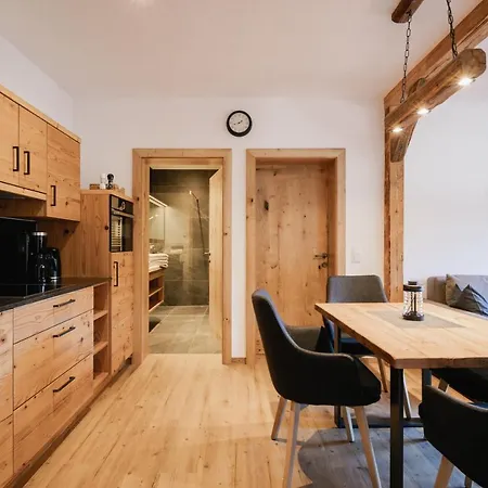 Holzer * Sankt Margarethen im Lungau