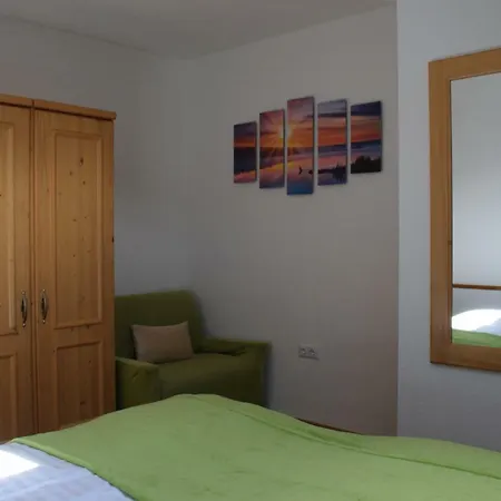 Apartment Holzer *